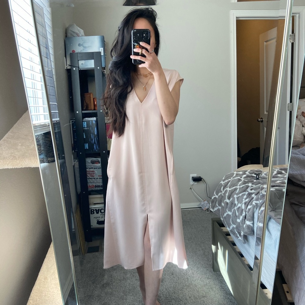 Oversized Dusty Pink V Neck Dress